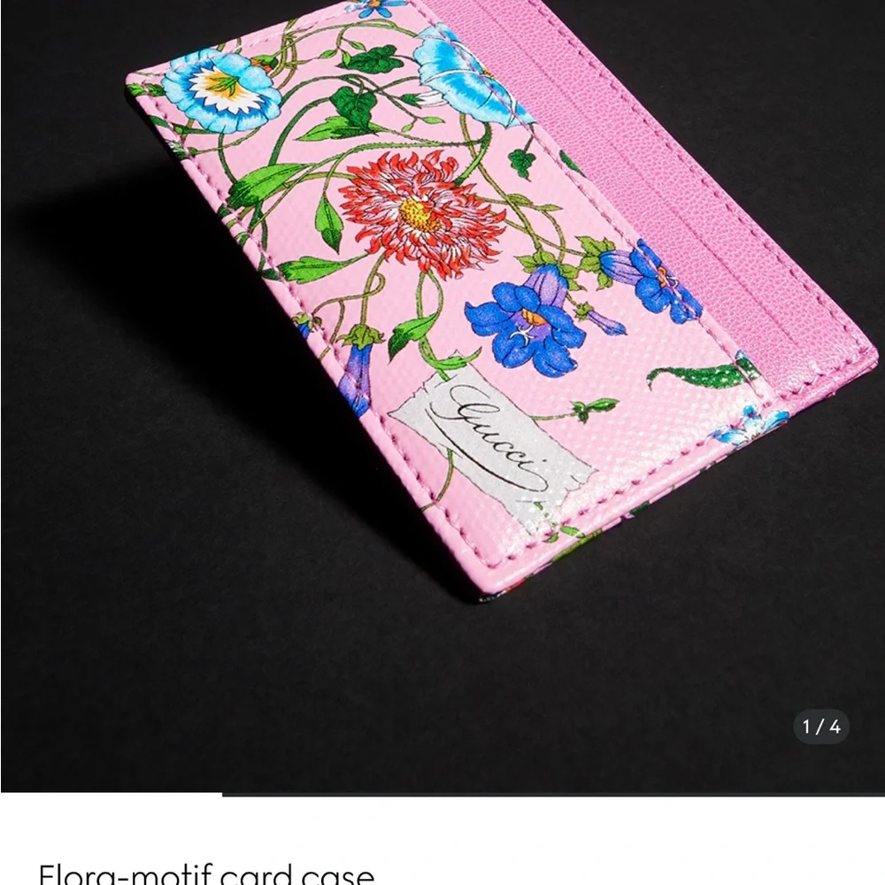 Gucci Flora-motif card case in pink multi colored canvas NEW $330 women’s